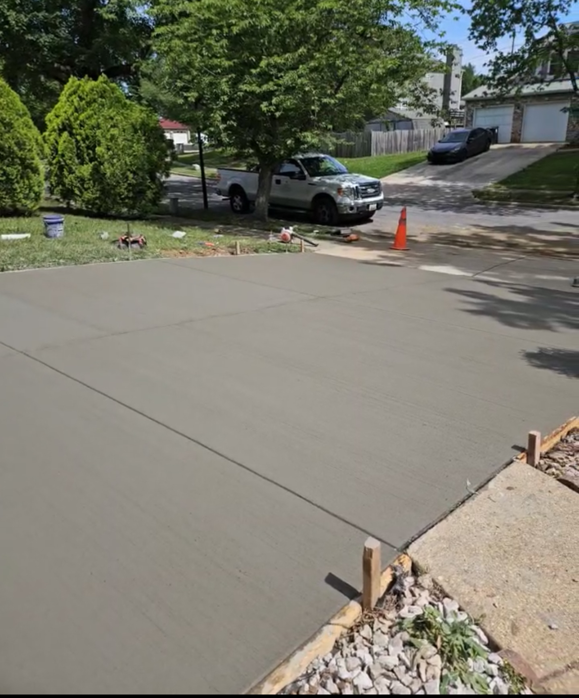 Concrete driveway replacement